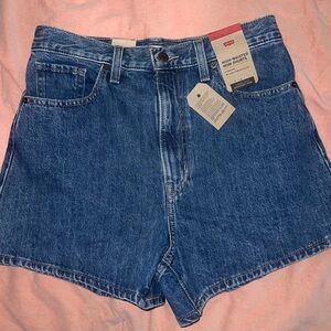 Levi's Women's Mom Shorts